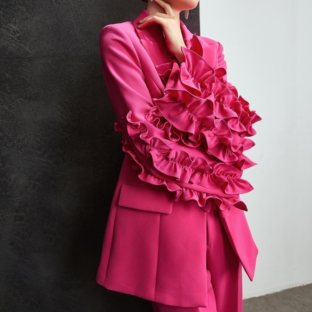 CLassy with a pinch of spice Structured ruffled sleeved blazer Barbie workwear - Picture 3 of 5